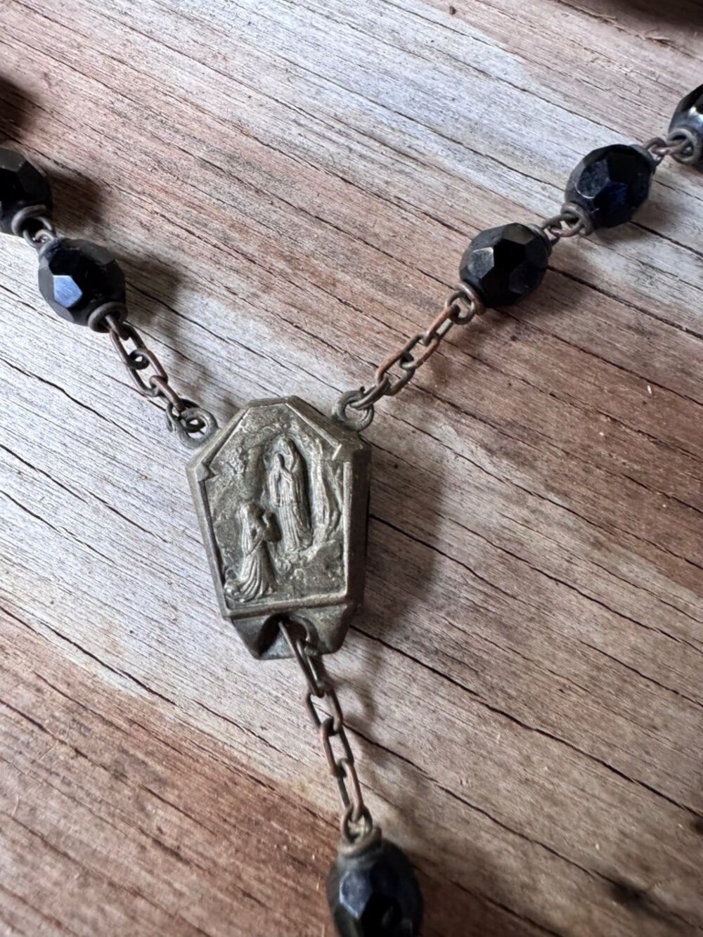 Vintage Lourdes Rosary EAU DE LOURDES Holy Water Relic Black Faceted Glass Beads - Picture 4 of 8